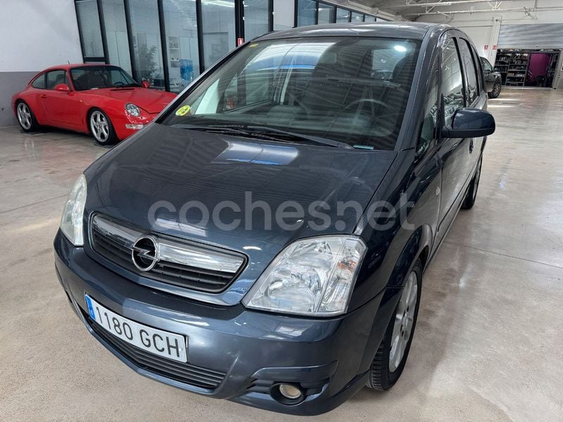 Gris Usado 2008 Opel Meriva Cosmo Monovolumen | 5350 € (Caro) - Imagen 1/4