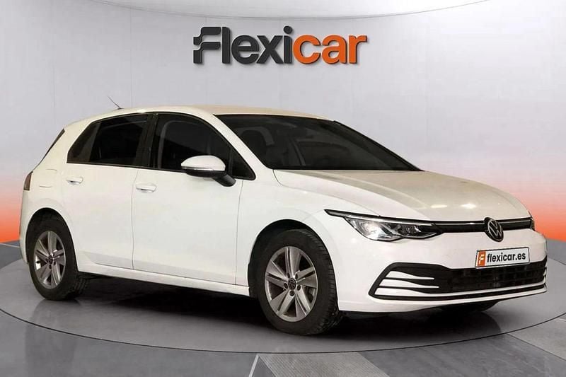 Blanco Usado 2022 VW Golf VIII Berlina | 16.990 € (Precio justo) - Imagen 1/4