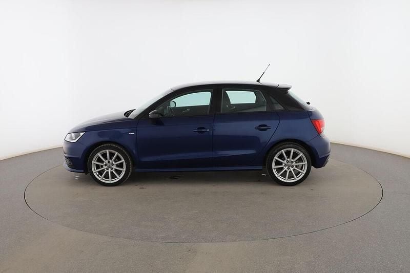 Usado Audi A1 Sportback Design 95 CV (69 kW) 2018 Azul Utilitario