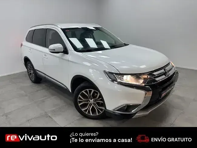 Usado Mitsubishi Outlander Motion 149 CV (109 kW) 2017 Blanco SUV