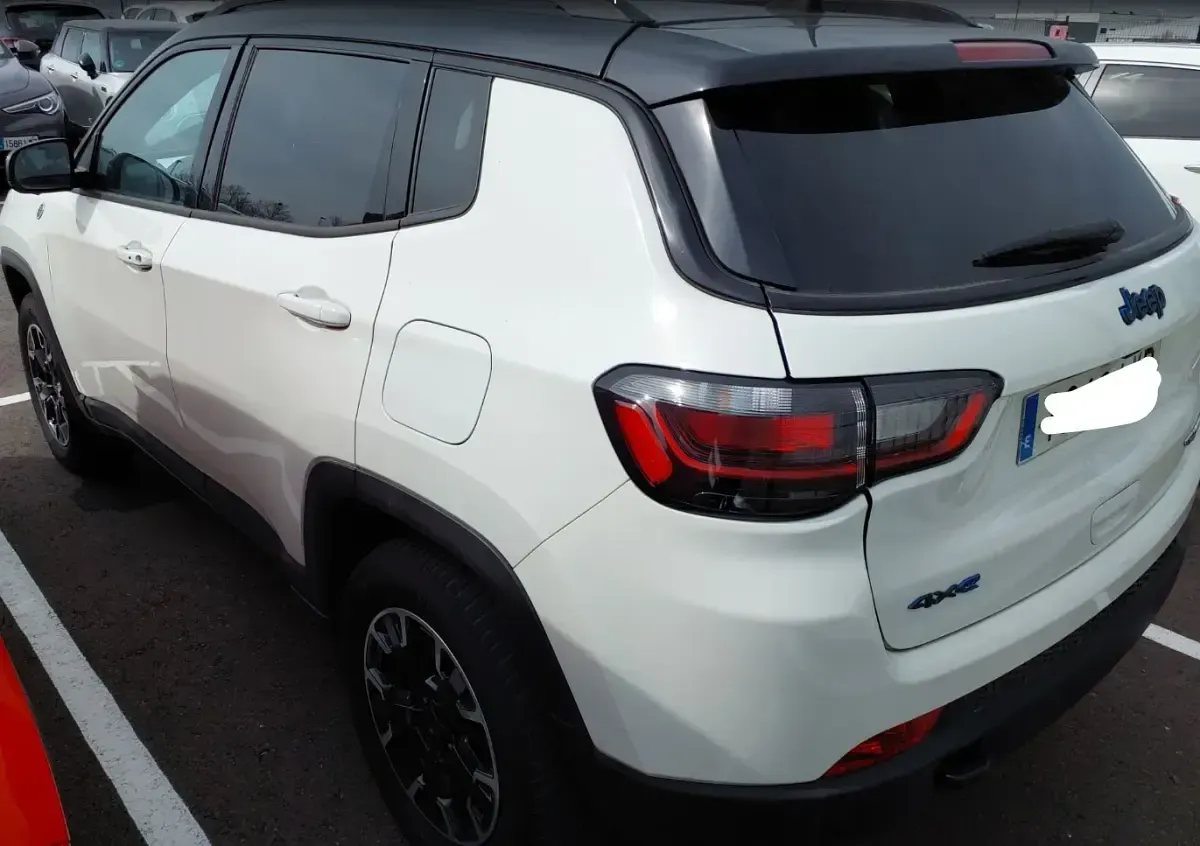 Usado Jeep Compass 240 CV (176 kW) 2022 Blanco SUV