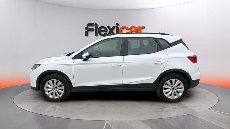 Usado Seat Arona Style 110 CV (80 kW) 2024 Blanco SUV