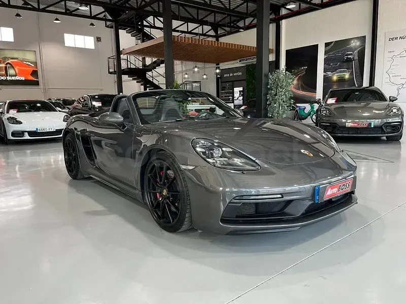 Usado Porsche 718 Boxster GTS 400 CV (294 kW) 2021 Gris / plata Descapotable