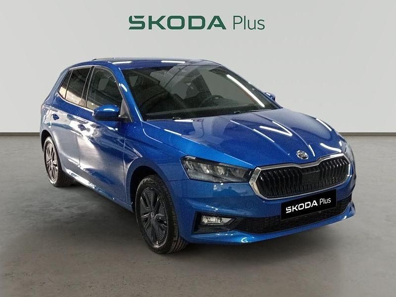 Usado Skoda Fabia 95 CV (69 kW) 2025 Azul Berlina