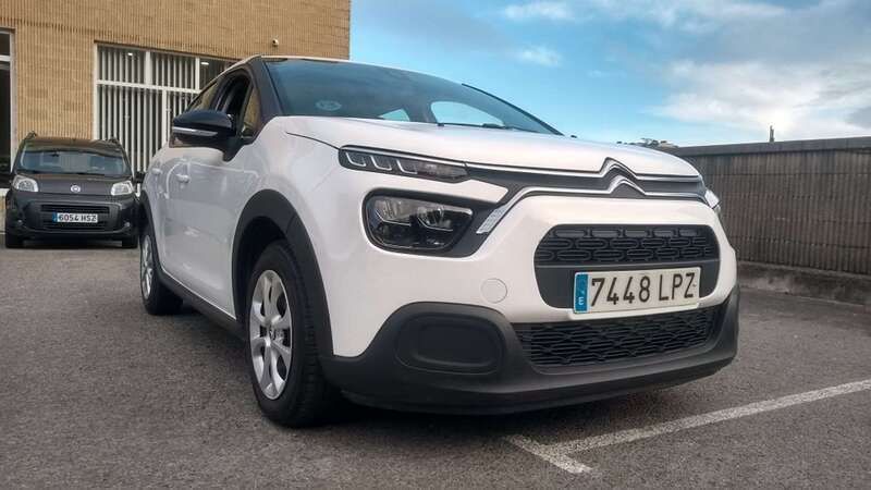 Blanco Usado 2021 Citroën C3 Feel Utilitario | 10.900 € (Precio justo) - Imagen 1/4