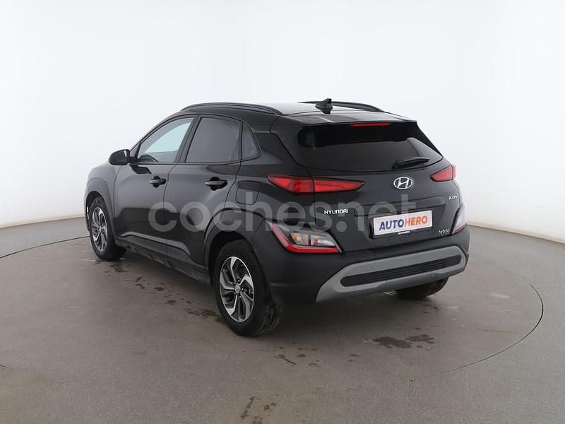 Usado Hyundai Kona 141 CV (103 kW) 2022 Negro SUV