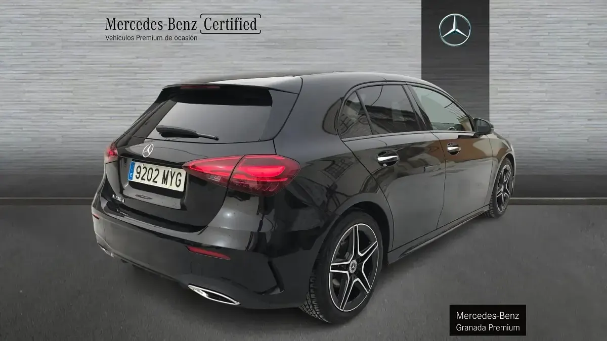 Usado Mercedes A200 150 CV (110 kW) 2025 Negro Berlina