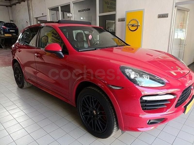 Usado Porsche Cayenne 420 CV (308 kW) 2014 Rojo SUV