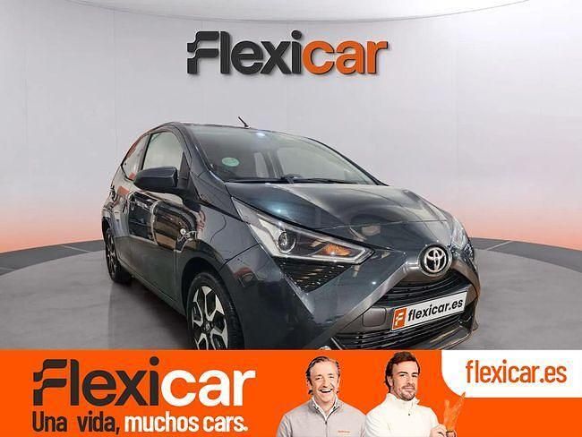 Gris Usado 2019 Toyota Aygo X-cite Utilitario | 12.750 € (Caro) - Imagen 1/4