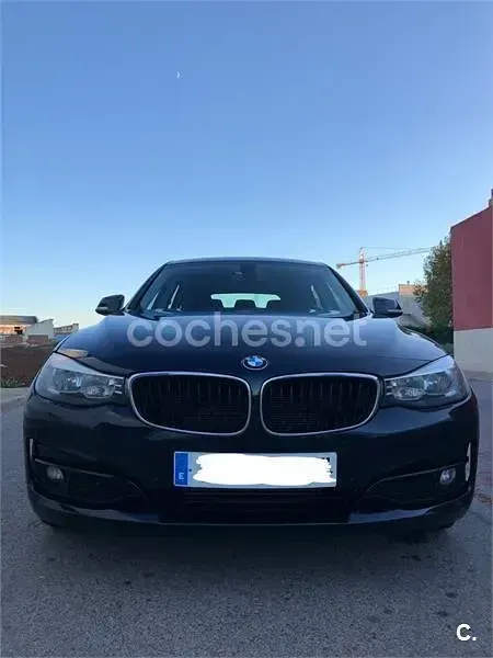 Usado BMW 318 143 CV (105 kW) 2015 Azul Berlina