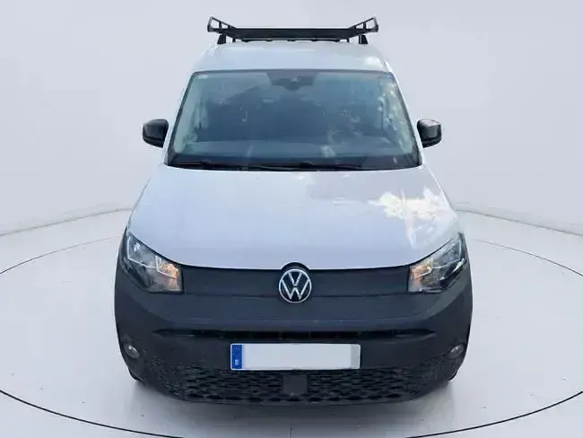 Usado VW Caddy 122 CV (89 kW) 2021 Blanco Monovolumen