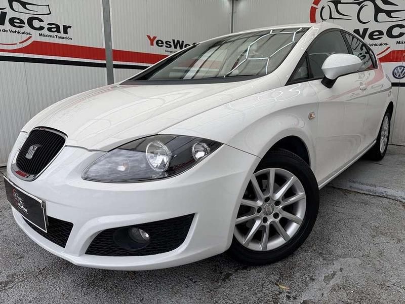 Usado Seat Leon Stylance 105 HP (77 kW) 2010 Branco Citadino