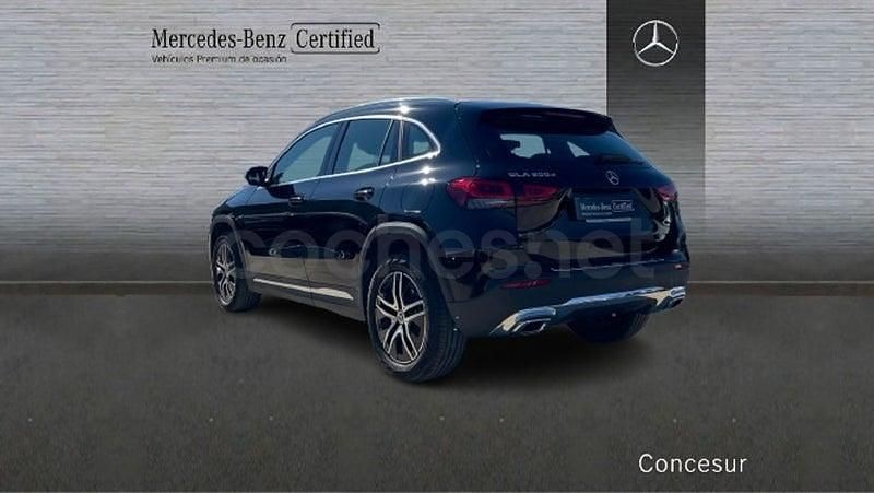 Usado Mercedes GLA200 150 CV (110 kW) 2023 Negro SUV