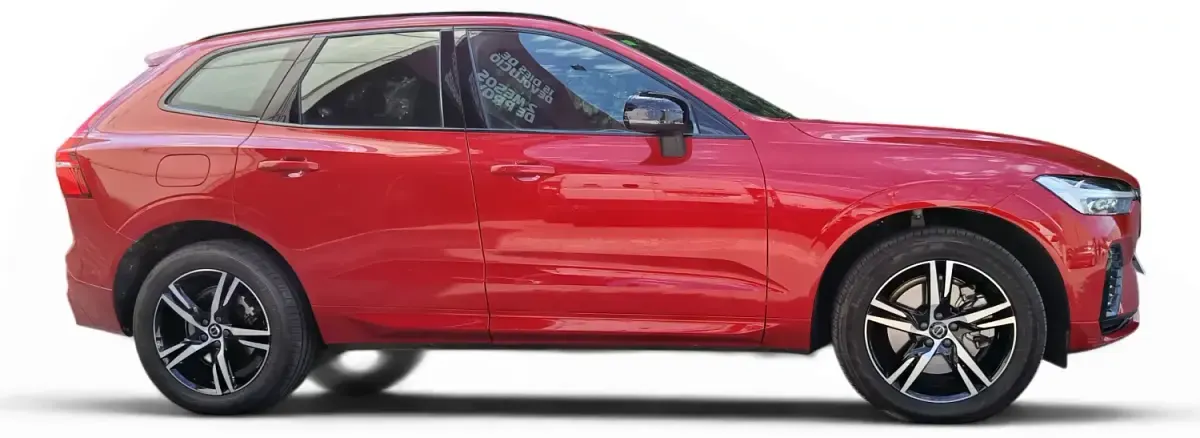 Usado Volvo XC60 R-Design 197 CV (144 kW) 2022 Rojo SUV