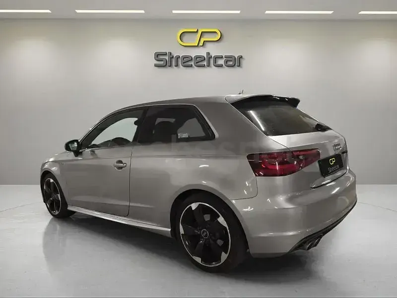 Usado Audi A3 S-Line 184 CV (135 kW) 2015 Gris / plata Berlina