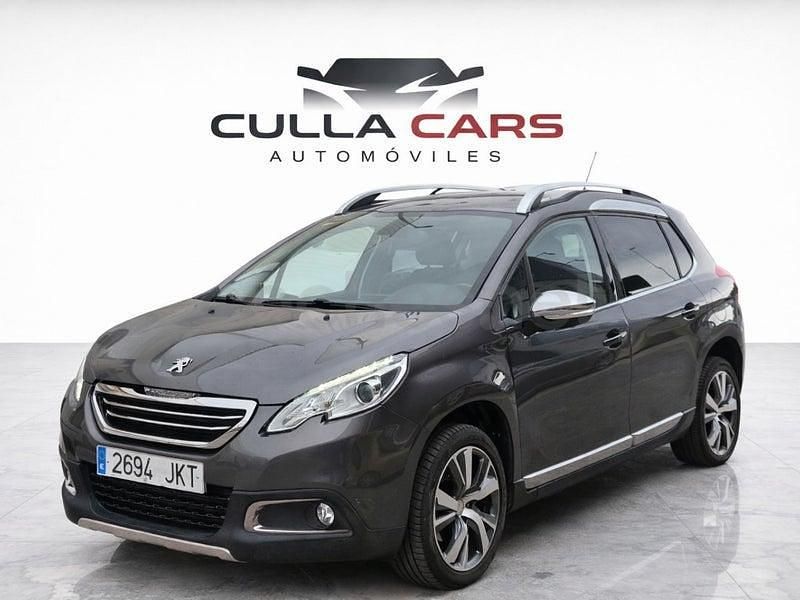 Usado Peugeot 2008 Allure 100 CV (73 kW) 2015 Gris / plata SUV