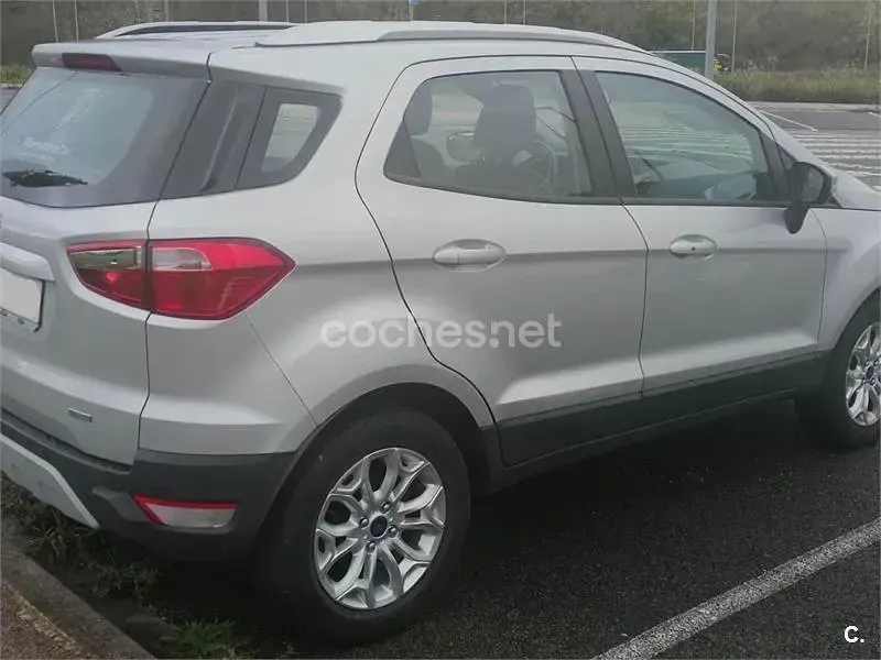 Usado Ford Ecosport Titanium 125 CV (91 kW) 2016 Gris / plata SUV