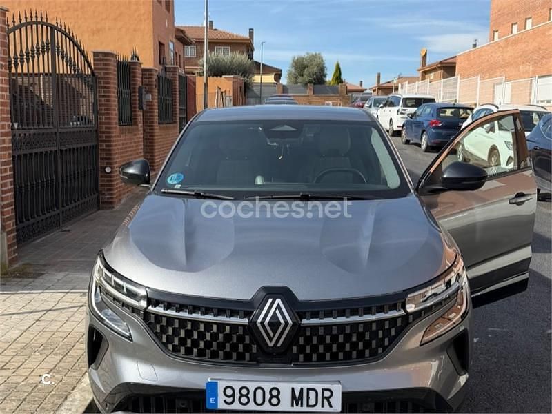 Usado Renault Austral Techno 140 CV (102 kW) 2023 Gris / plata SUV