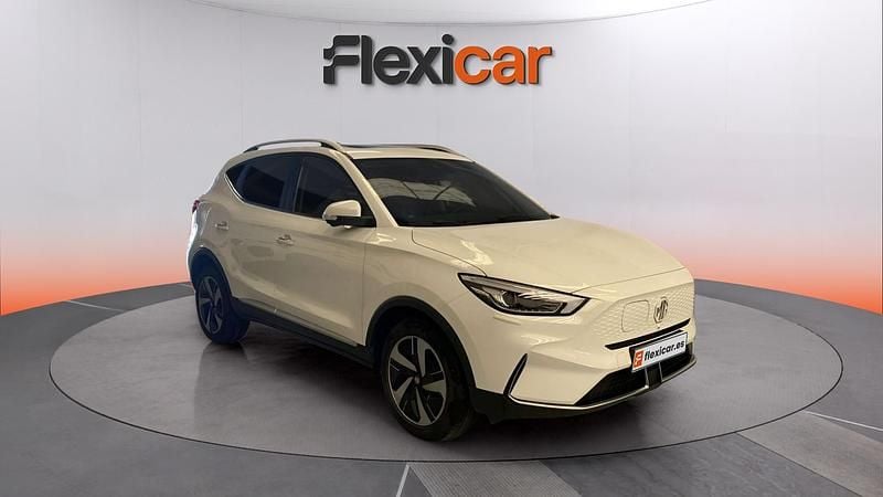 Usado MG ZS Luxury 114 kW (156 CV) 2023 Blanco Berlina