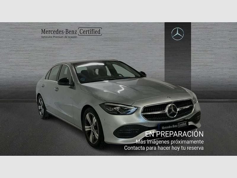 Usado Mercedes C220 200 HP (147 kW) 2022 Prateado Sedan