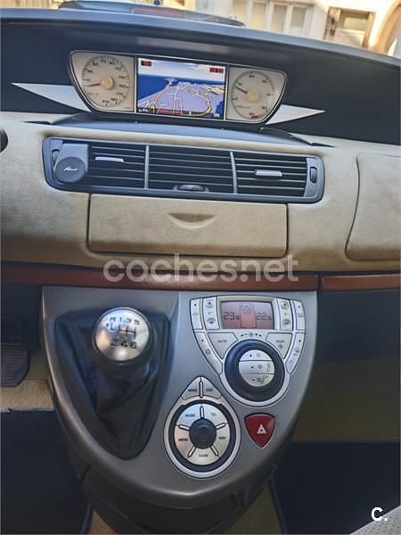 Marrón Usado 2008 Lancia Phedra Monovolumen | 3500 € - Imagen 1/4