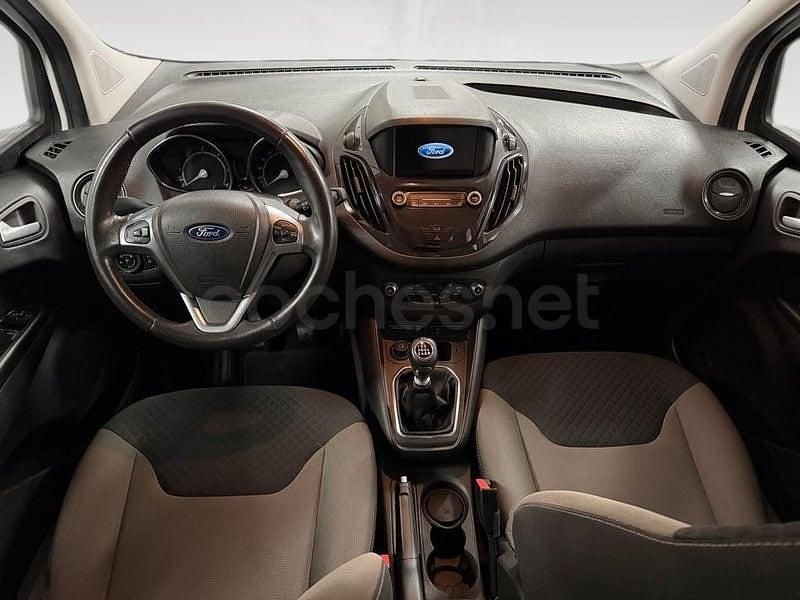 Usado Ford Tourneo Courier Titanium 100 CV (73 kW) 2021 Blanco Monovolumen