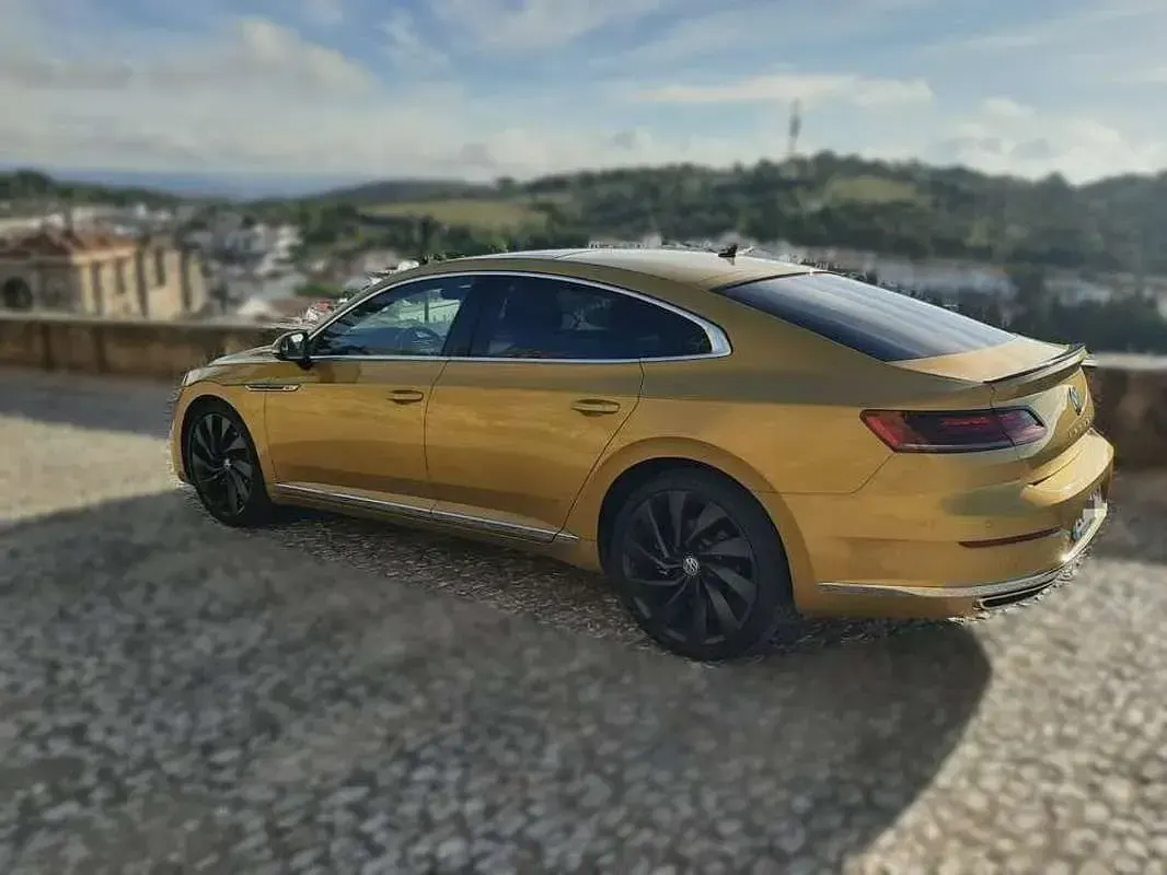 Usado VW Arteon R-line 280 CV (205 kW) 2017 Naranja Utilitario