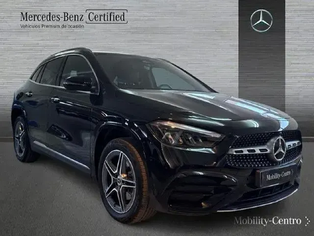 Usado Mercedes GLA250 218 CV (160 kW) 2026 Negro noche SUV