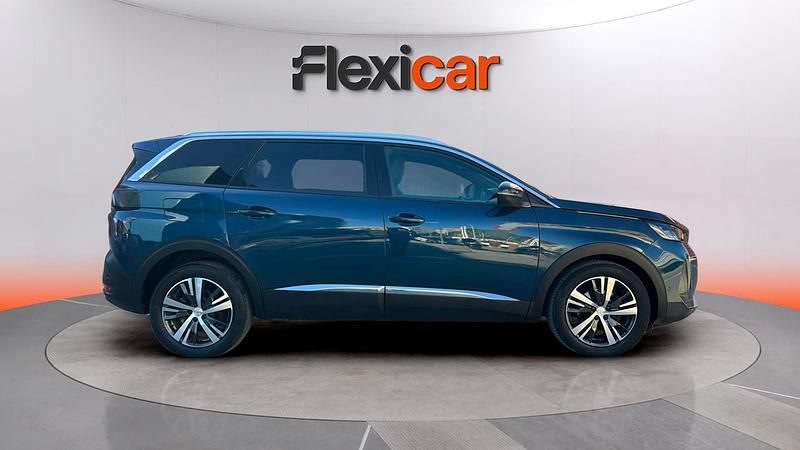 Usado Peugeot 5008 Allure 131 CV (96 kW) 2023 Azul SUV