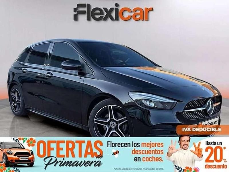 Usado Mercedes B200 150 CV (110 kW) 2023 Negro Monovolumen