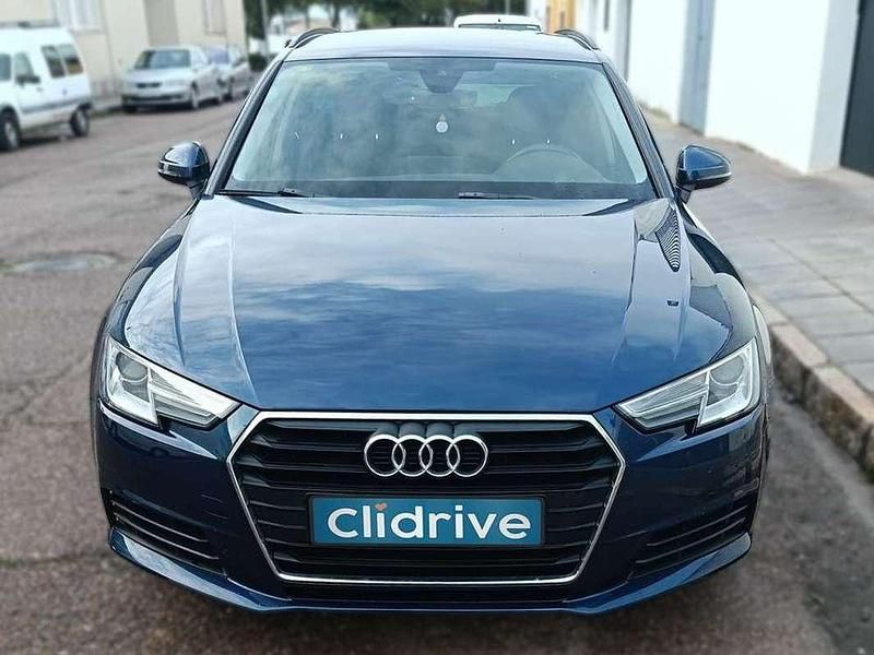 Usado Audi A4 Advanced 122 CV (89 kW) 2017 Azul Familiar