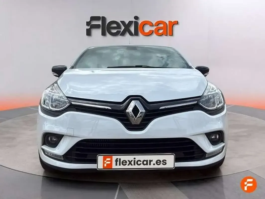 Usado Renault Clio LIMITED 90 CV (66 kW) 2018 Blanco Utilitario