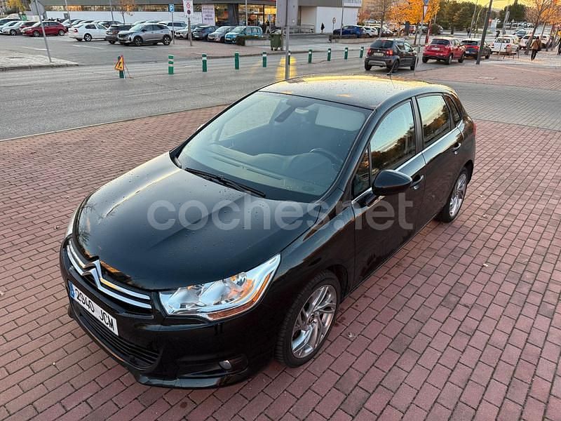 Negro Usado 2015 Citroën C4 Exclusive Berlina | 4600 € (Super precio) - Imagen 1/4