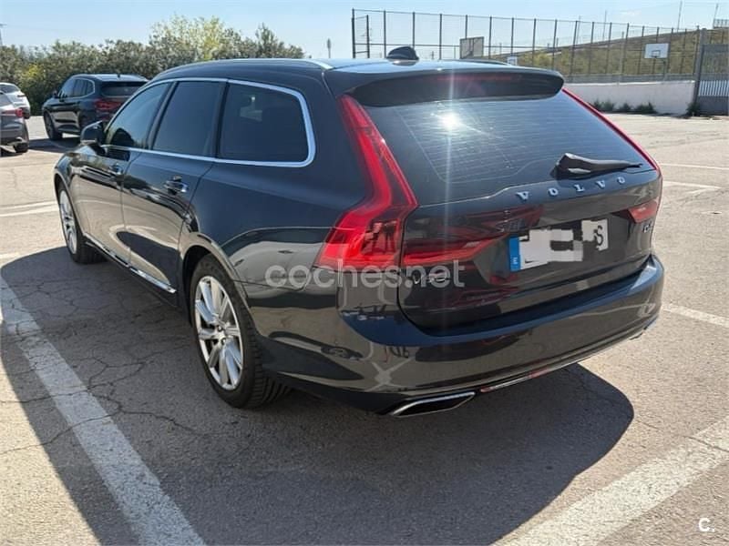 Usado Volvo V90 Inscription 190 CV (139 kW) 2017 Gris / plata Familiar
