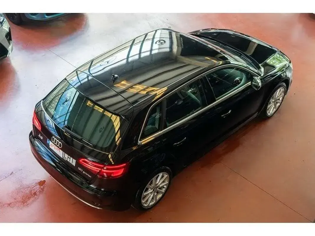 Usado Audi A3 Sportback g-tron Design 131 CV (96 kW) 2020 Negro Utilitario