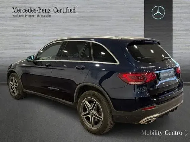 Usado Mercedes GLC300e 320 CV (235 kW) 2021 Azul cavansita SUV