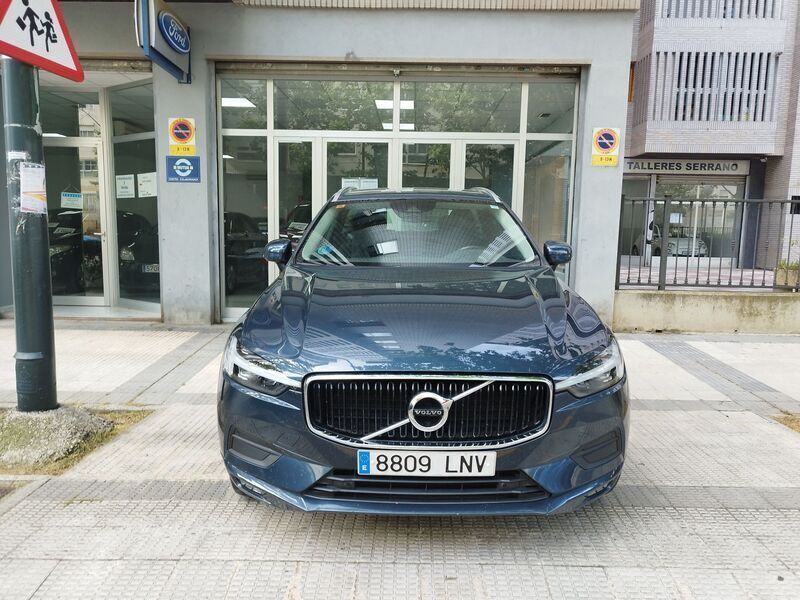 Azul Usado 2021 Volvo XC60 Momentum SUV | 34.900 € (Precio justo) - Imagen 1/4