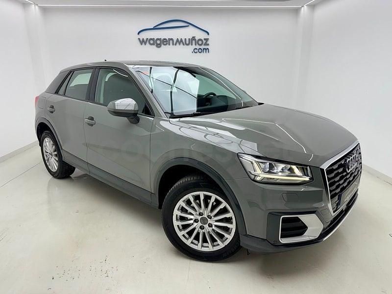 Usado Audi Q2 Design 116 CV (85 kW) 2019 Gris / plata SUV