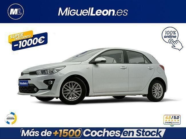 Usado Kia Rio 100 CV (73 kW) 2023 Gris Berlina