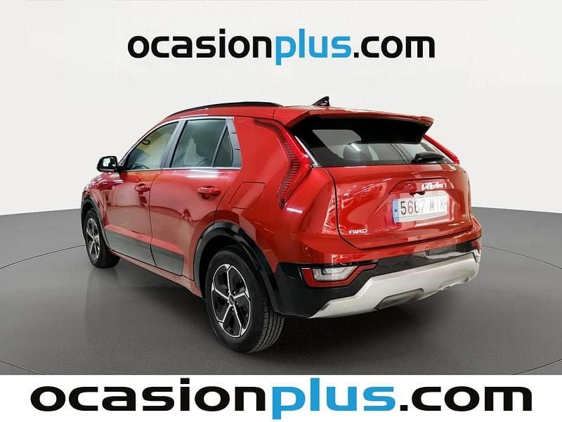 Usado Kia Niro 141 HP (103 kW) 2024 Vermelho SUV
