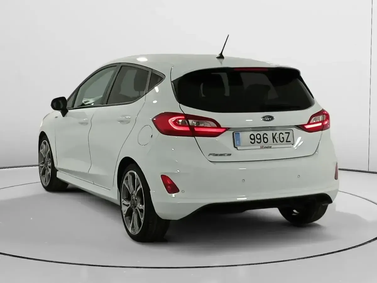 Usado Ford Fiesta ST-Line 140 CV (102 kW) 2018 Blanco Berlina