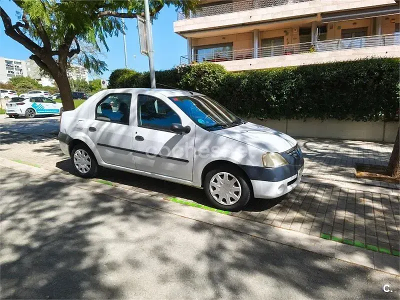Occasion Dacia Logan Lauréate 75 ch (55 kW) 2006 Blanc Berline