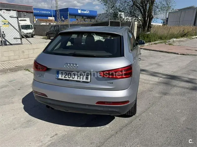 Usado Audi Q3 140 CV (102 kW) 2014 Gris / plata SUV