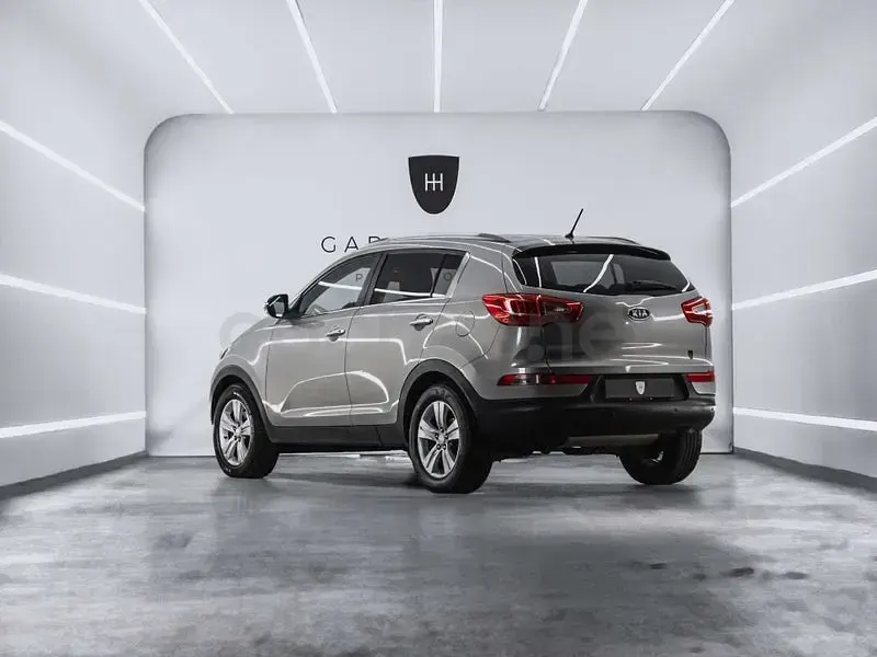 Usado Kia Sportage 116 CV (85 kW) 2011 Gris / plata SUV