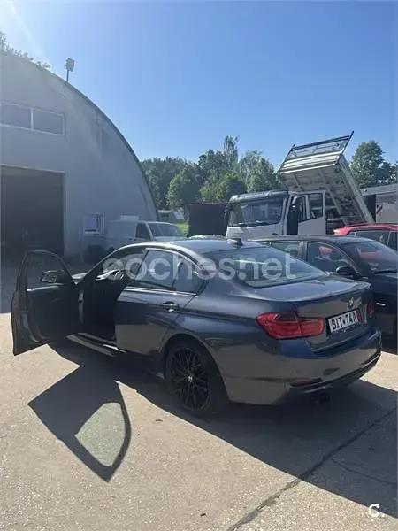 Usado BMW 328 Sport Line 245 CV (180 kW) 2012 Gris / plata Berlina