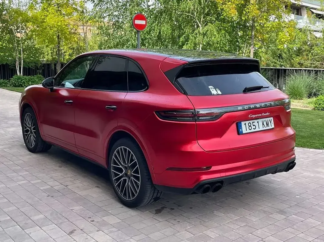 Usado Porsche Cayenne 549 CV (403 kW) 2019 Negro SUV