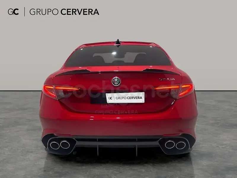 Nuevo Alfa Romeo Giulia Quadrifoglio 520 CV (382 kW) 2025 Rojo Berlina