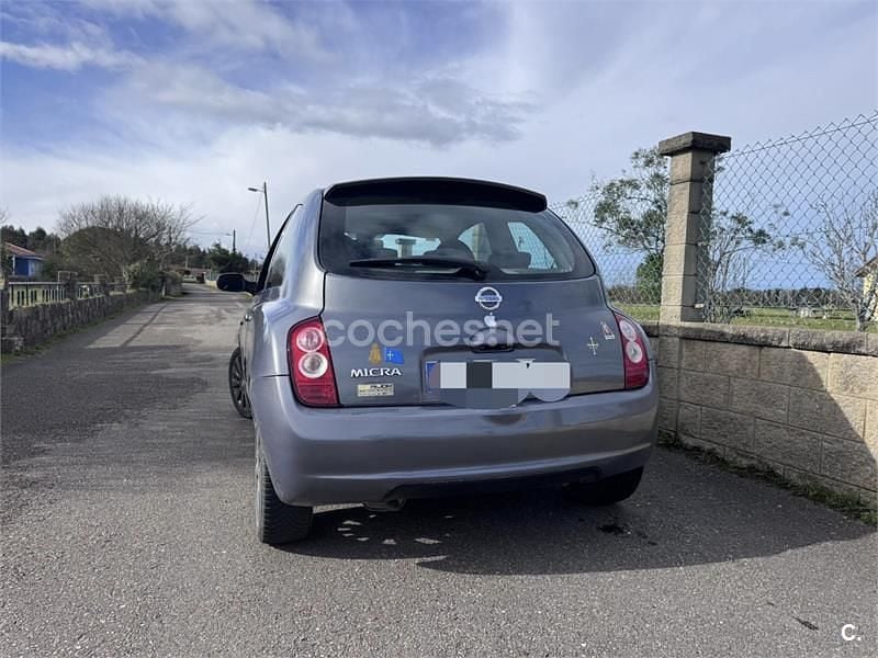 Usado Nissan Micra Tekna 88 CV (64 kW) 2007 Gris / plata Berlina