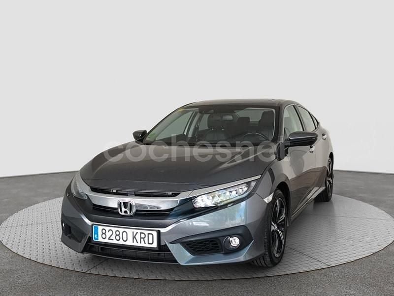 Gris / plata Usado 2018 Honda Civic Executive Berlina | 18.400 € (Precio justo) - Imagen 1/4