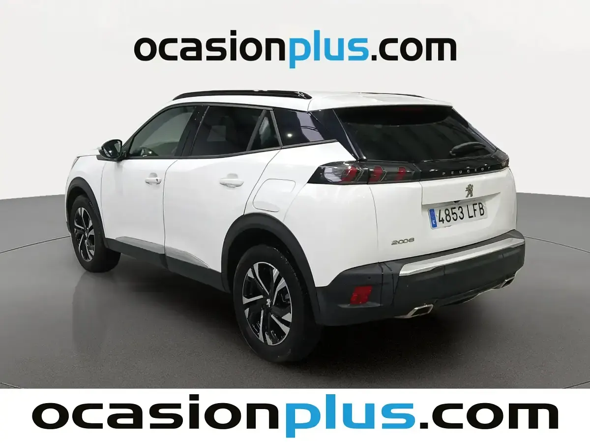 Usado Peugeot 2008 Allure 130 CV (95 kW) 2020 Blanco SUV